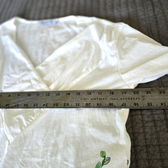 MISSLOOK White Floral Butterfly V-neck Top 2XL - Picture 9 of 9